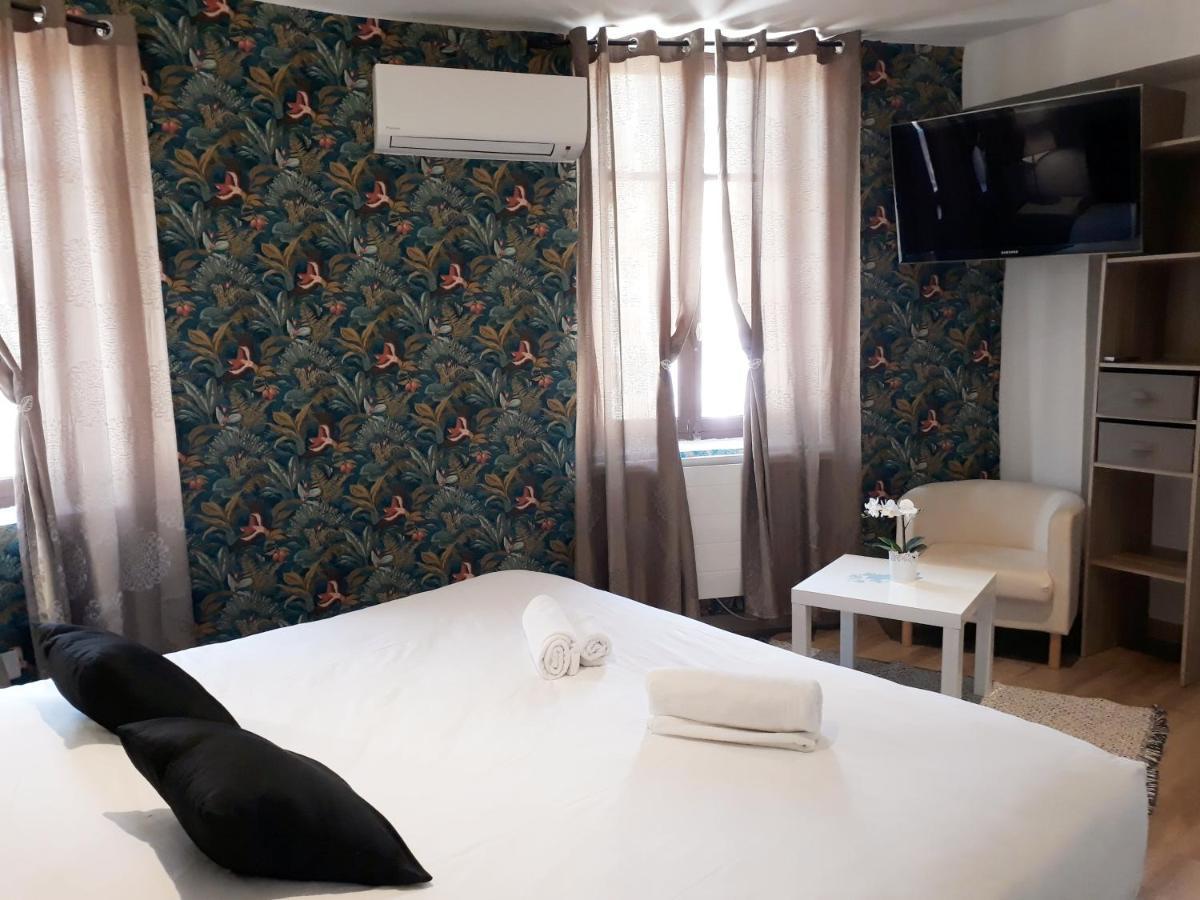 Hotel Renaissance マルティーグ エクステリア 写真