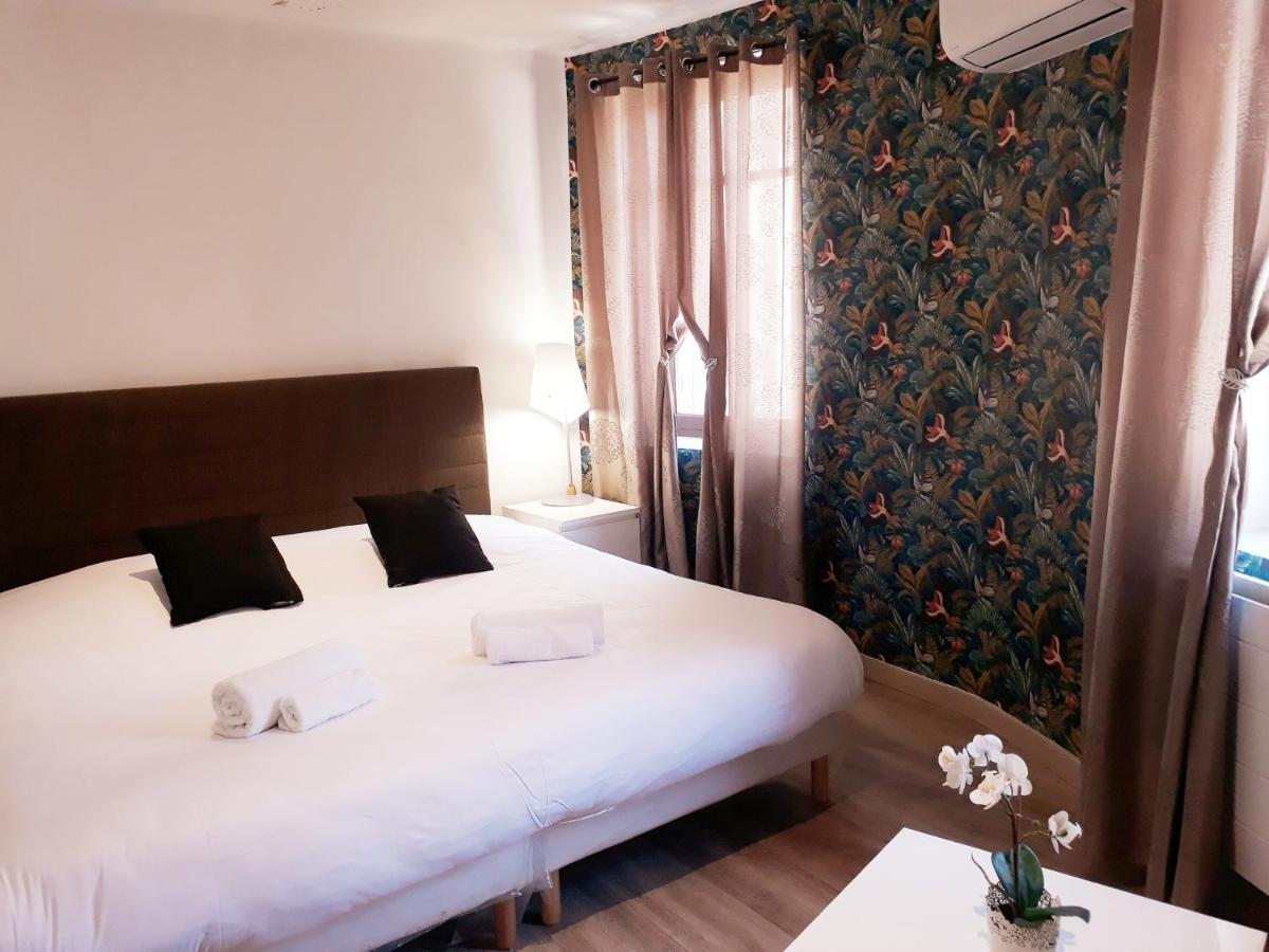 Hotel Renaissance マルティーグ エクステリア 写真